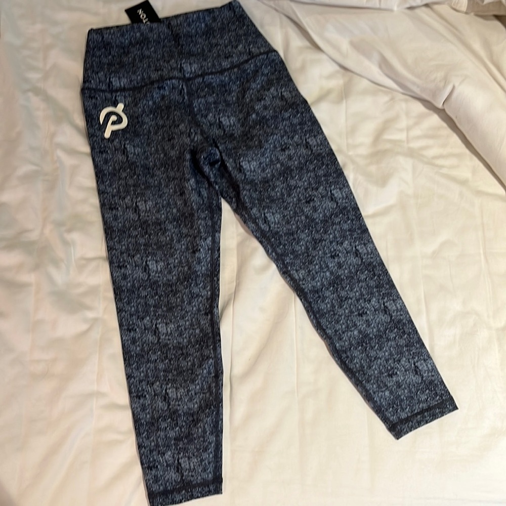NWT Peloton Cropped Leggings